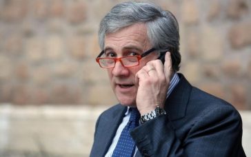 Chi è Antonio Tajani nuovo presidente del Parlamento Europeo