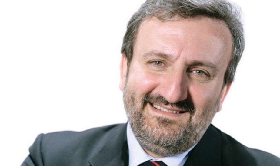 Renzi a Grillo: