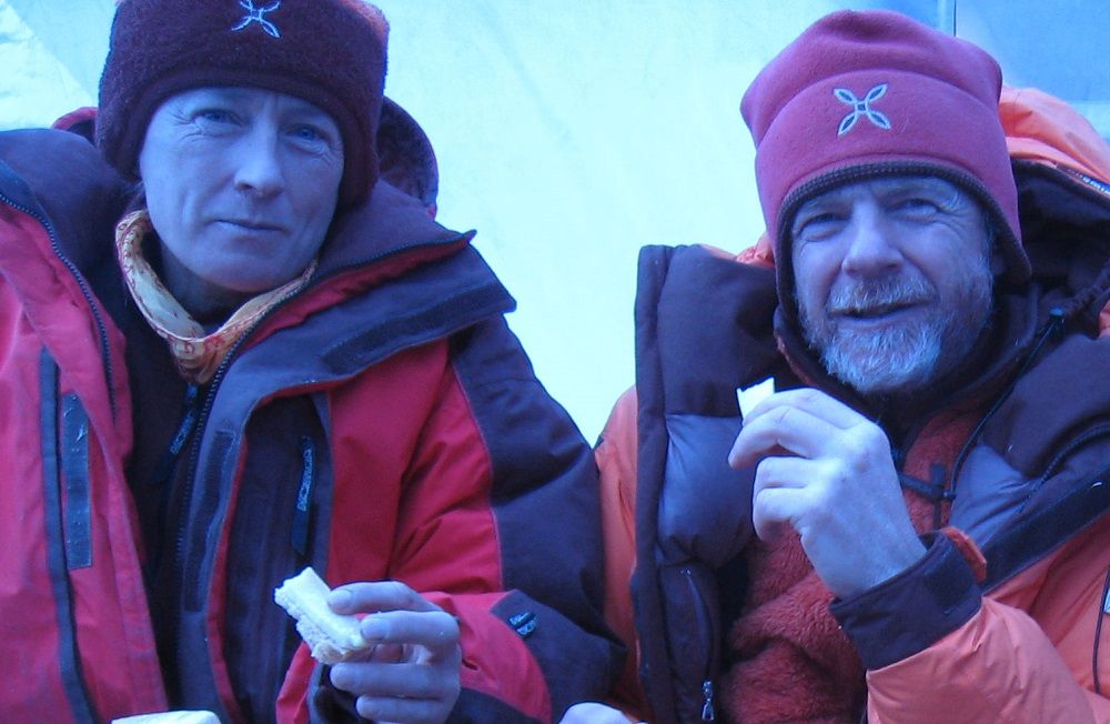 Nives Meroi e Romano Benet in vetta all'Annapurna. E sono 14 Ottomila! Nives Meroi e Romano Benet in vetta all'Annapurna. E sono 14 Ottomila!