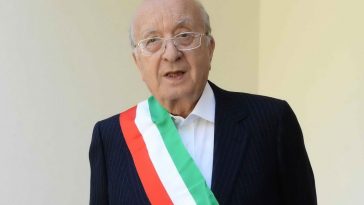 de mita candidato sindaco