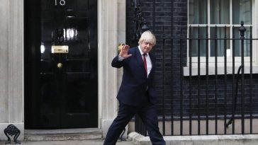 Boris Johnson si dimette