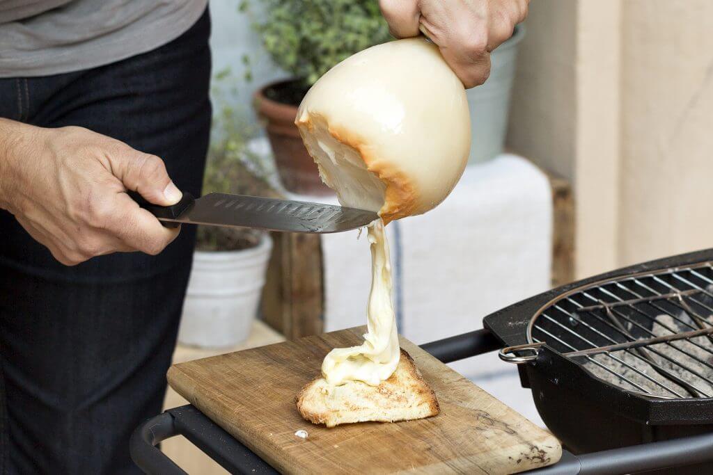 Caciocavallo impiccato: ricetta e kit in casa